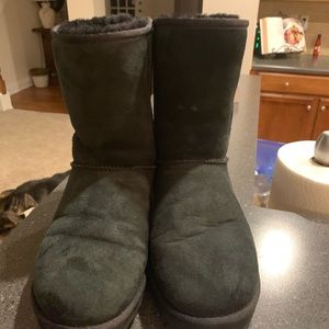 Ugg men’s classic short boot